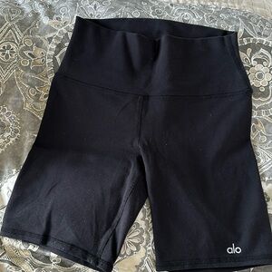 ALO biker shorts